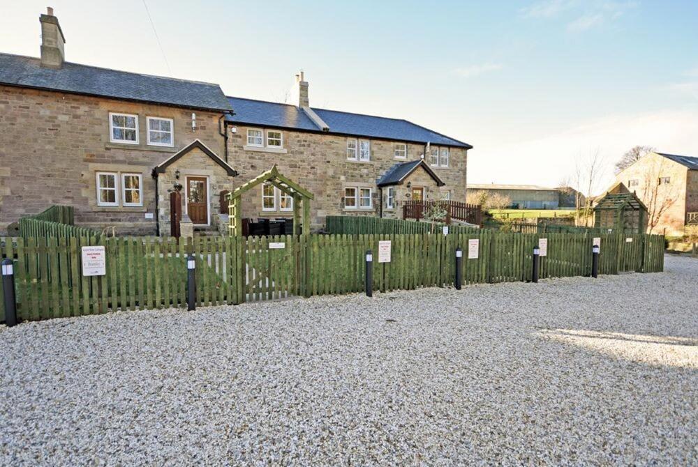 Bramley Villa Lucker Exterior photo