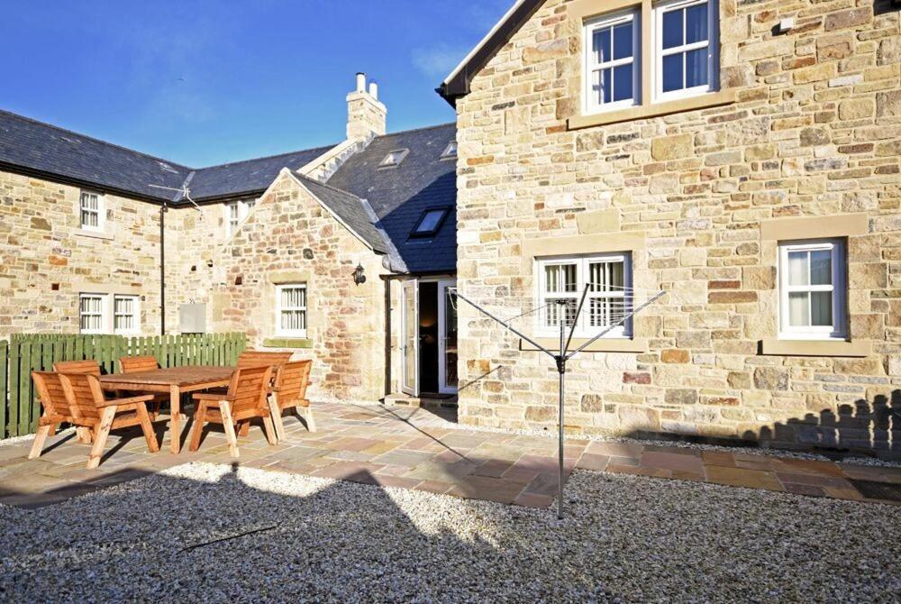 Bramley Villa Lucker Exterior photo